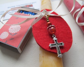 Gift set beeswax candle hand-drawn bible saying cross pendant