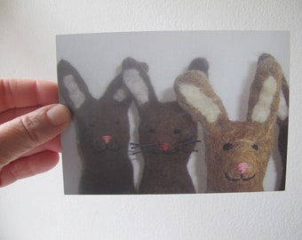 1 Postkarte mit unseren Filzhasen als Ostergruß Hase