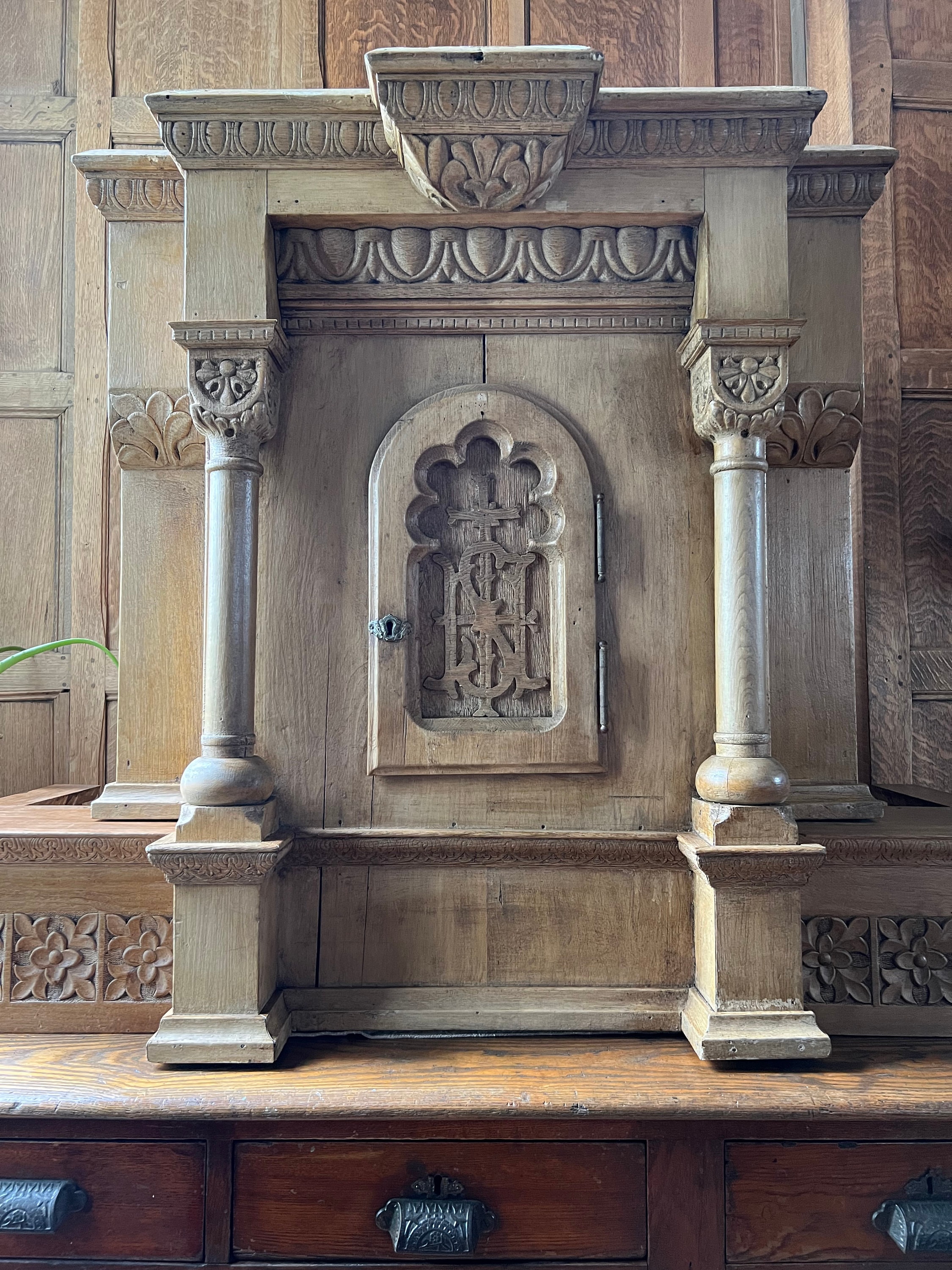 Antique Holy Sacrament Reliquary Vestment