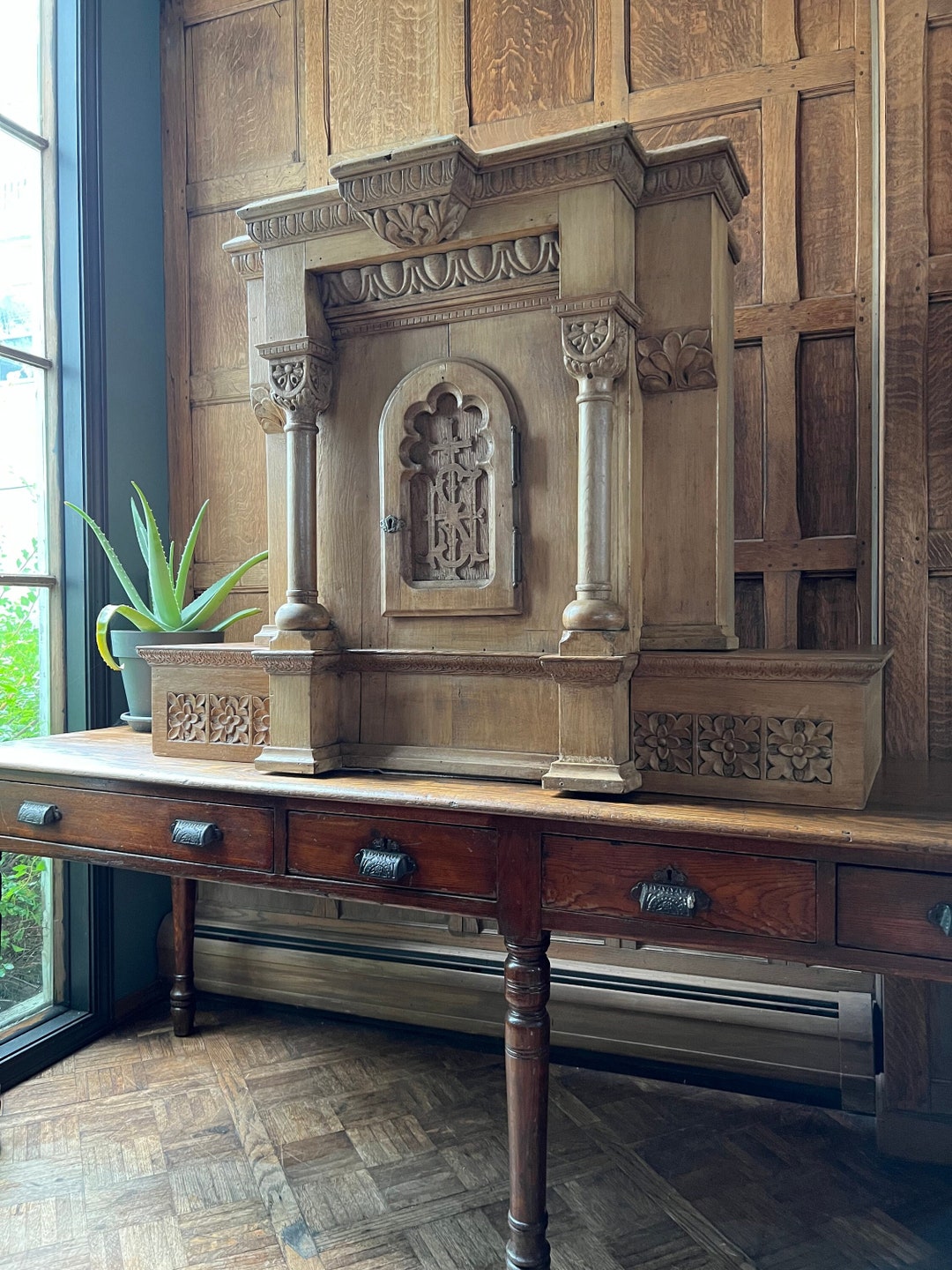 Antique Holy Sacrament Reliquary Vestment