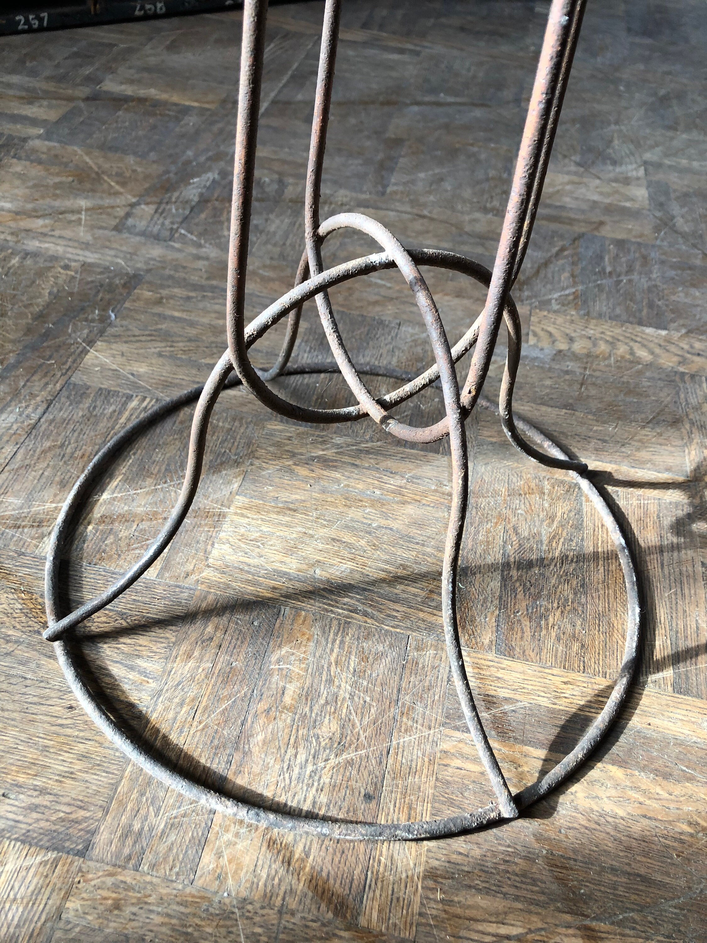 Antique Metal Plant Stand, Tall Wire Side Table, Metal Pedestal Table