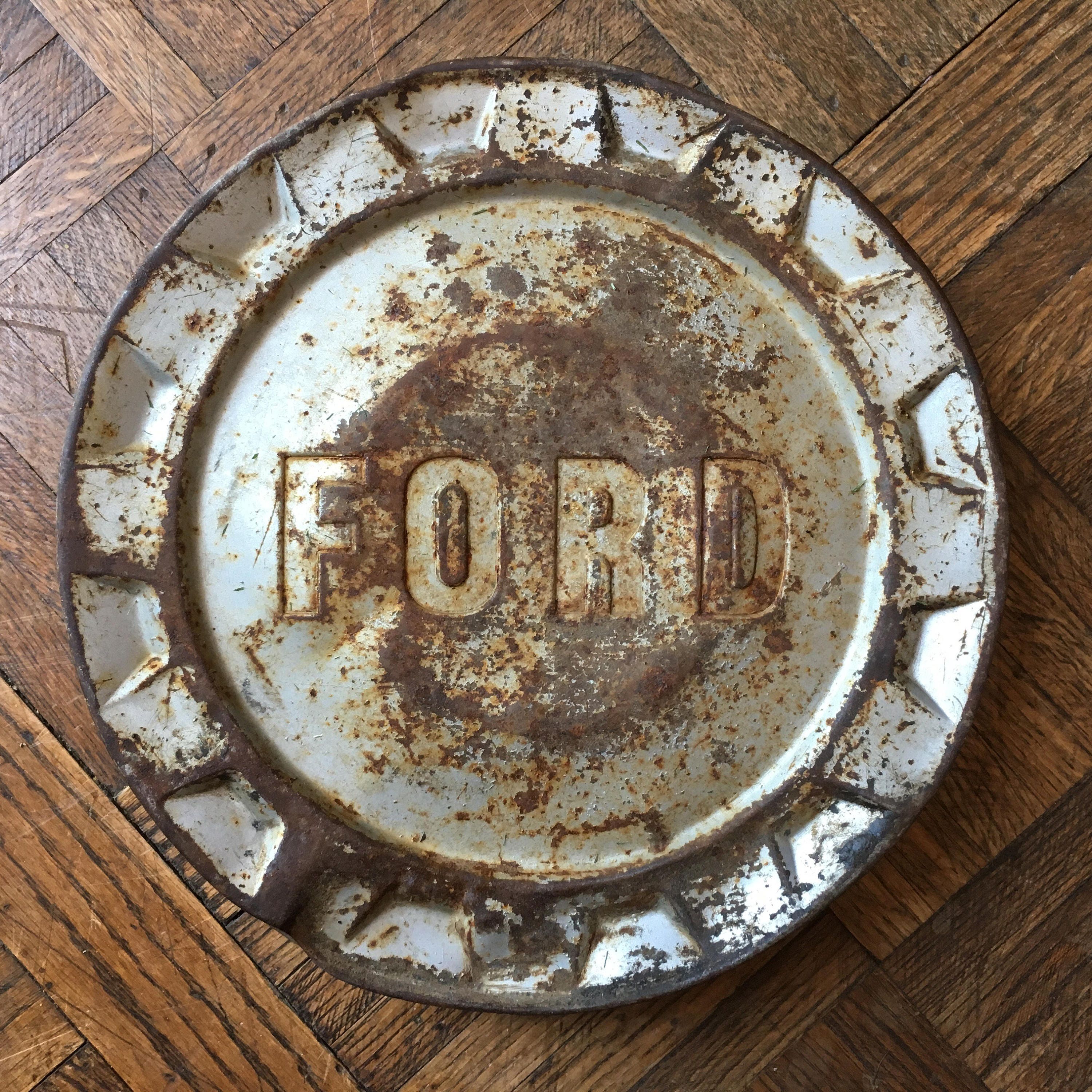 Vintage Ford Hubcap, 1950s Ford Hubcap, Hubcap Wall Art, Classic Car