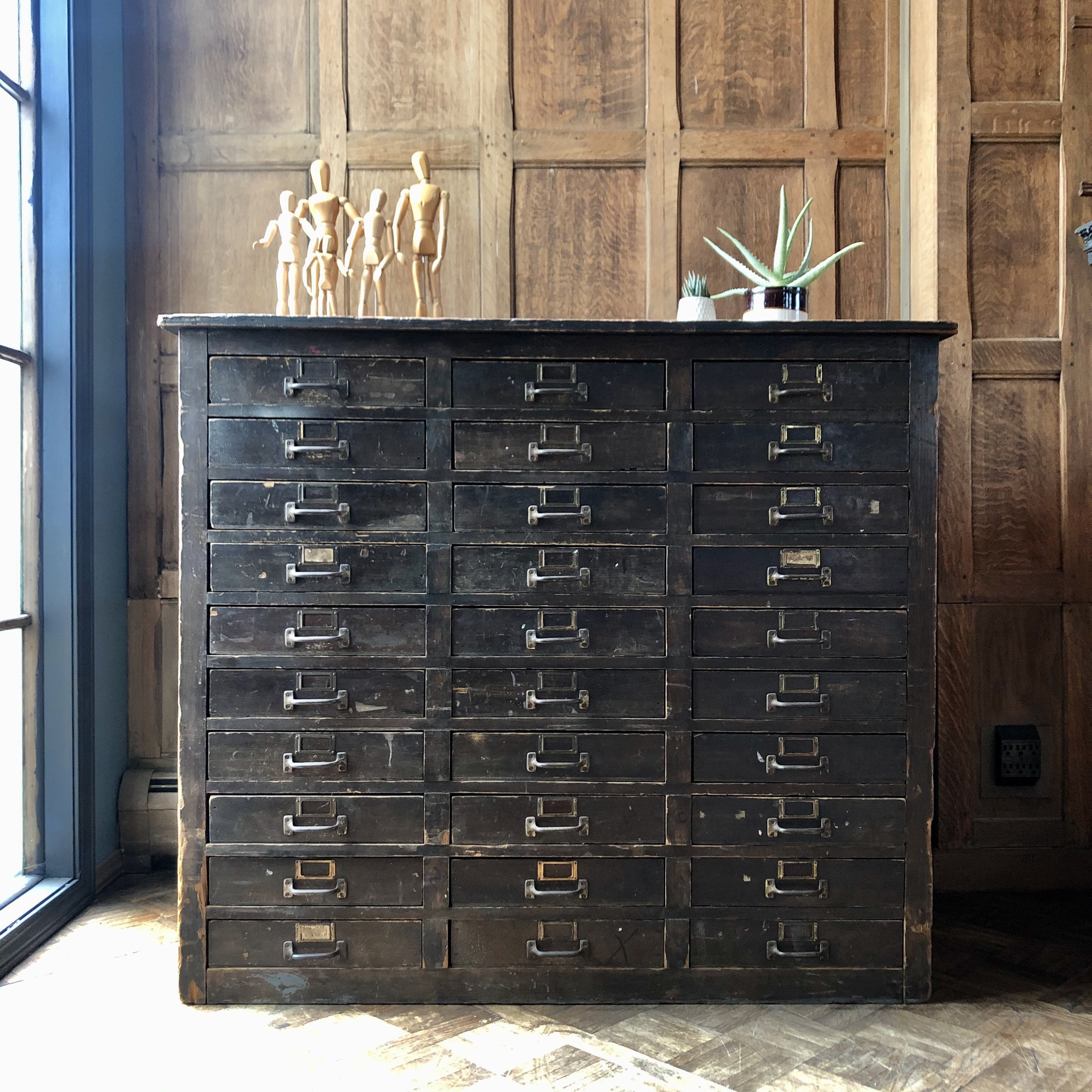 10 Drawer Storage Cabinet