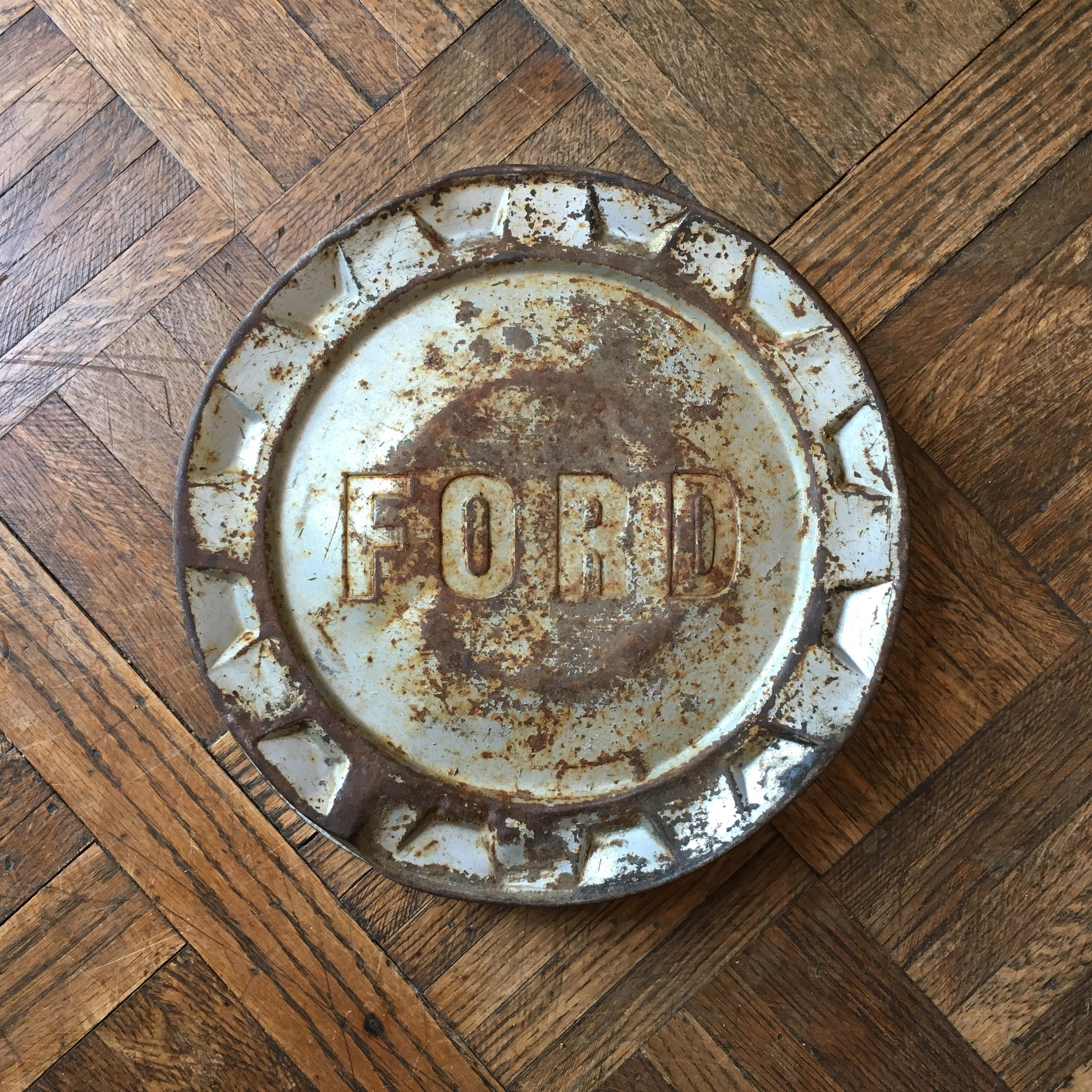 Vintage Ford Hubcap, 1950s Ford Hubcap, Hubcap Wall Art, Classic Car