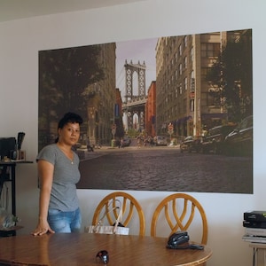 Schälen und aufkleben, 4'x6' Wandbild, Washington Street DUMBO, Manhattan Brücke, Empire State Building, Brooklyn, New York City USA