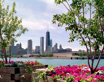 Souvenir Large Magnet, Chicago Waterfront, Navy Pier Skyline, Hancock Building, Illinois USA