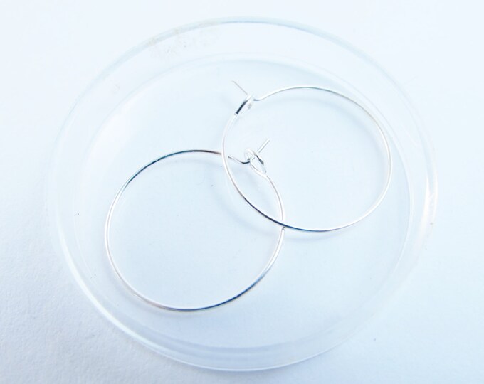 Fit 20mm 50 Pairs Tone Round Cameo Settings Earring Hoops 33x21mm Fit 20mm 50 Pairs Tone Round Cameo Settings Earring Hoops 33x21mm