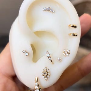 14K Gold Climber Earring | Cartilage Helix Lobe Conch Flat Piercing | Labret Screw Back | Dainty Zircon 5A Piercing | Gold Ear Crawler