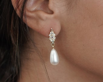 Bridal earrings jewelry wedding bridesmaid gift pearl earrings cubic zirconia deco teardrop post stud white cream crystal pearl