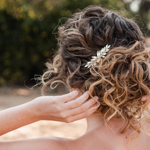 Bridal comb bridal hair accessories , bridal hair comb, bridal hair , wedding accessories wedding jewellery bridal jewellery hair accessory