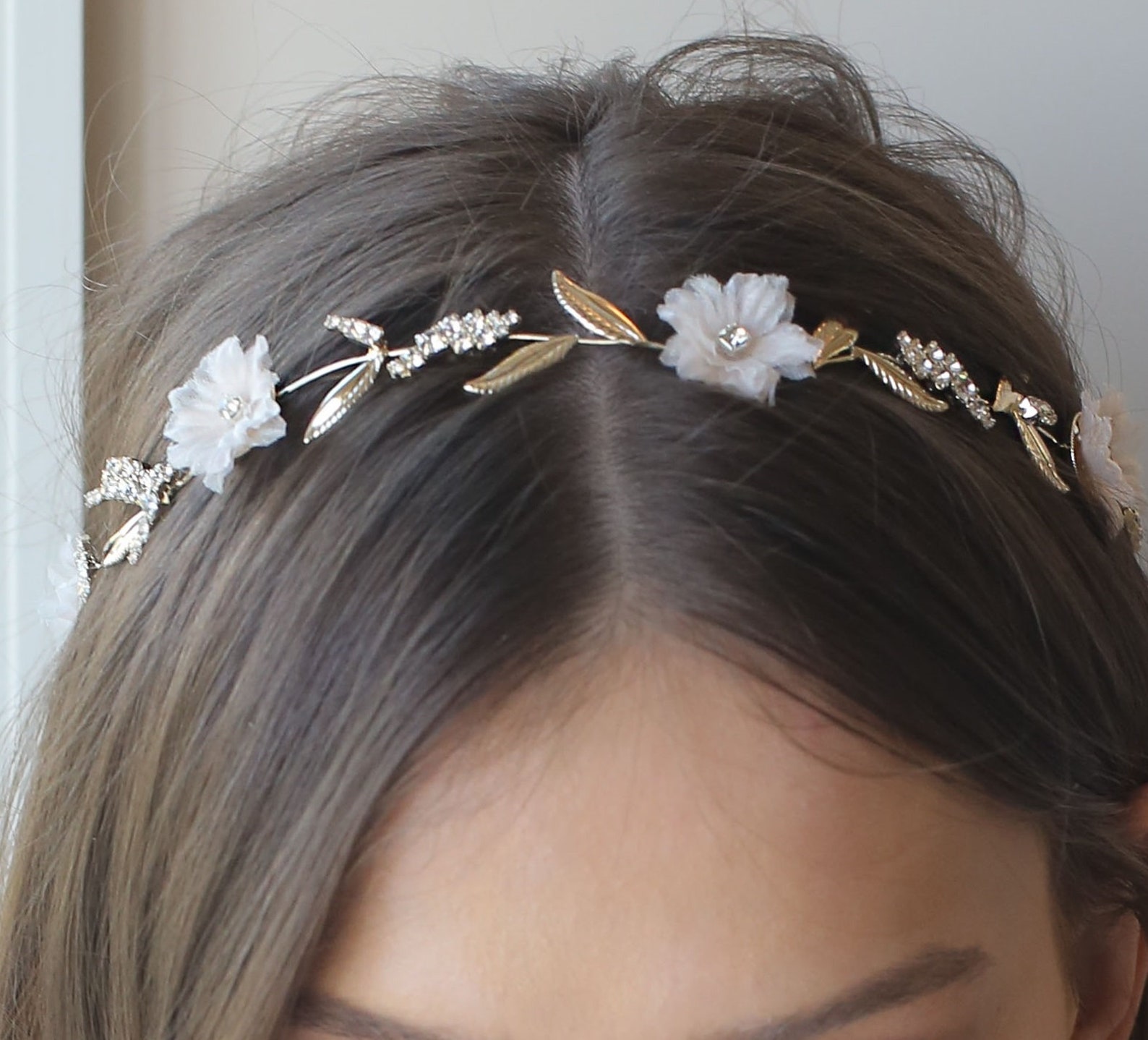 bridal wreath headpiece