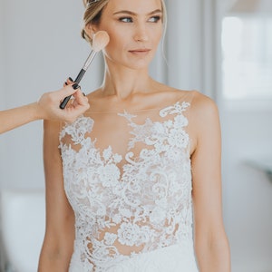 dainty headpiece