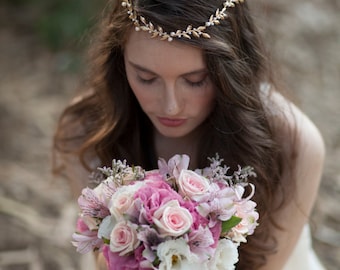 bridal Hair accessories , Brides Headpieces , Gentle Gold Leafs Hair Wreath , gold Leaf Crown , Wedding Headband , bridal accessories  tiara