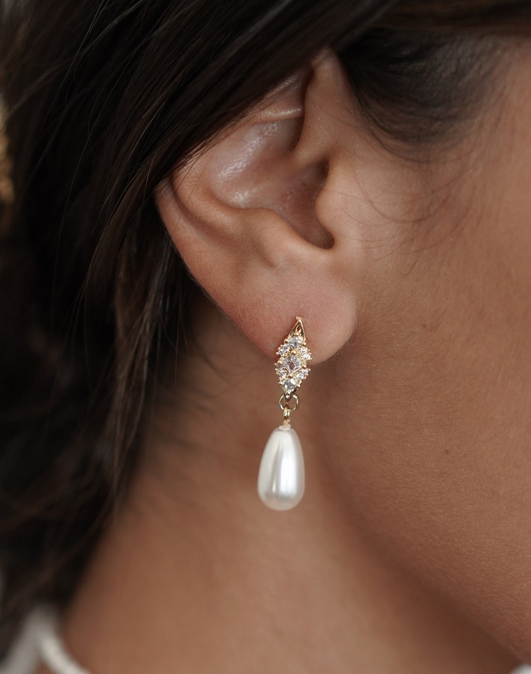 Teardrop Brides Pearl Earrings Gold Jewelry Drop Wedding Pearl Earrings Teardrop Brides Pearl Earrings Gold Jewelry Drop Wedding Pearl Earrings