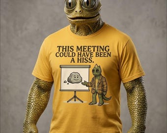 Koszulka z nadrukiem „To spotkanie mogło być sykiem” | Koszulka z grafiką „Sleestak Kraina Zaginionej Prezentacji”