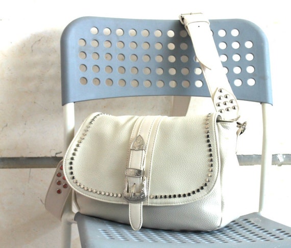 small cream shoulder bag