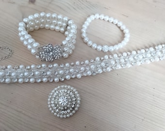 Pearl and rhinestone jewellery