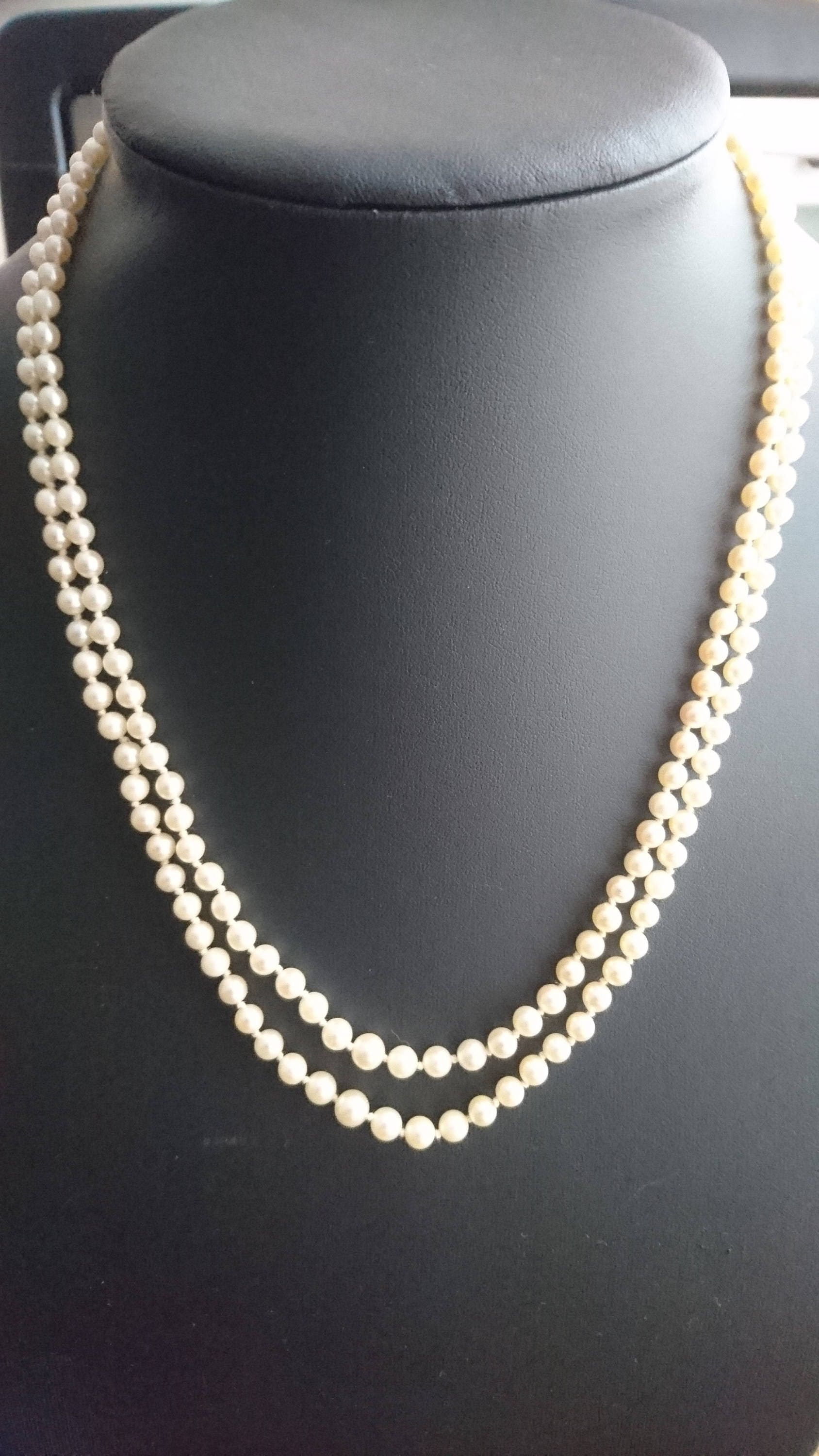 Pearls Side Clasp -  Singapore