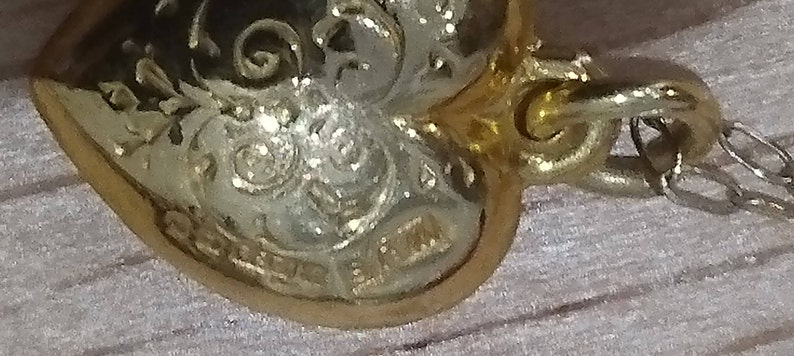 Vintage 9ct gold puffed heart pendant and chain