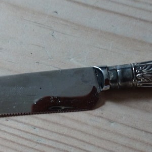 Vintage Bakelite Handle Grapefruit Section Cutter Knife