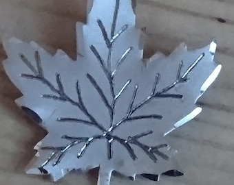 Vintage sterling silver Maple leaf brooch