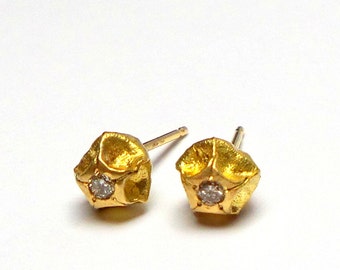 Kiss Earrings - Gold Earrings - 18K Solid Gold Earrings - Diamonds Earrings - stud earrings - Seeds Collection - Free Shipping!