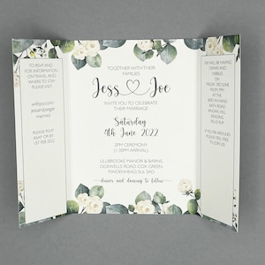 Hochzeitseinladung, gefaltete Hochzeitseinladung, Klappkarte Hochzeitseinladung Eukalyptus und weiße Rose