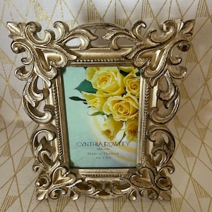 Cynthia Rowley framed with case Cynthia Rowley | Accessories | Cynthia Rowley Framed With  main image 3