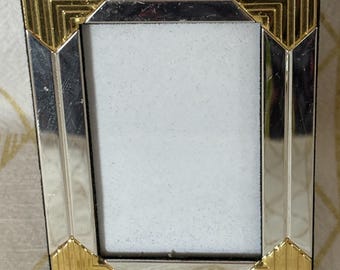 Vintage 2”x3” silver & gold art deco photo frame