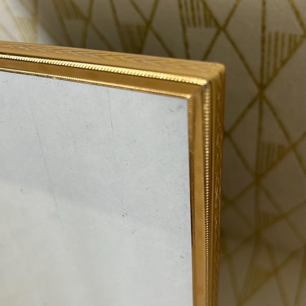 Vintage 8x10” gold photo frame Hollywood Regency