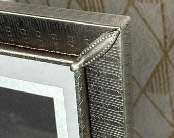 Vintage 5x7” pewter finish ornate photo frame 3.5x5” matted