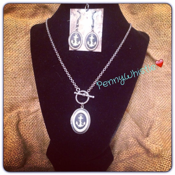 Items similar to Vintage Inspired Anchor Cameo Locket Set on Etsy