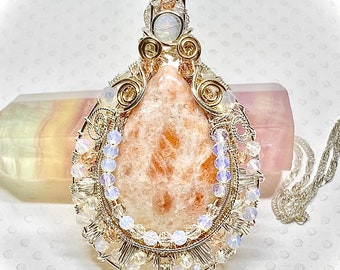 Golden Soul Sunstone Sterling Silver Goldfilled Wirewrap Pendant