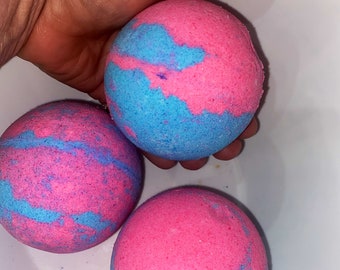 My little pony Large 3 inch pink and blue colored bath bomb, strong scent,  jammin’ rock candy scented big bubbly bath bomb, big bath fiz