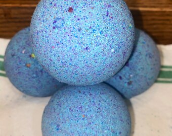 Large 2 1/2 inch blue colored bath bomb, strong scent,  FUN pineapple banana scented big bubbly bath bomb, big bath fizz, sphere shaped bomb