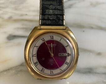 Seiko Presmatic Automatic 33 Jewels Day Date Calendar Textured