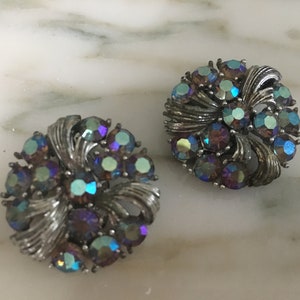 Vintage Lisner Aurora Borealis Rhinestone Clip On Earrings