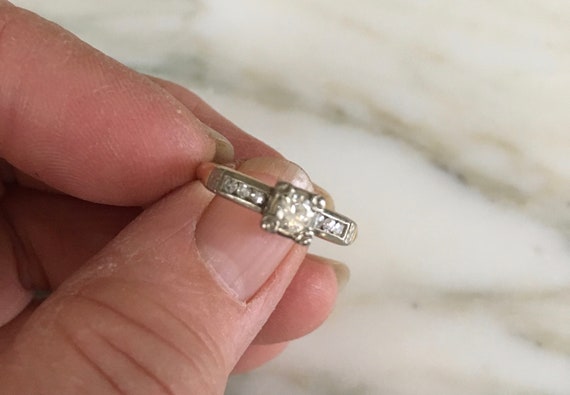 14K Diamond ring, antique estate Ring, Engagement… - image 2