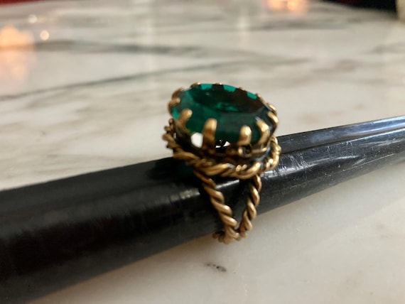 Emerald ring, Antique adjustable, Brass twisted w… - image 6