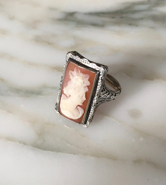 14K Cameo Ring, FIligree white gold, art Deco cam… - image 4