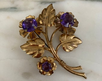 1940s flower Brooch, Purple brooch, Antique pin, Amethyst crystal, Antique brooch, vintage flower pin, purple brooch, pin