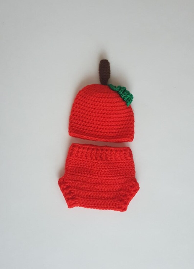 Crochet Baby Pumpkin Hat and Diaper SetBaby Shower GiftMade to Order