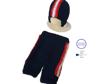 Puede incluir: Un conjunto de gorro y bufanda de ganchillo azul marino con rayas rojas y blancas. El gorro tiene forma de casco. La bufanda es rectangular. El texto "CROCHET PATTERN" está en un círculo, con "Gigi's Blue Rose" debajo.