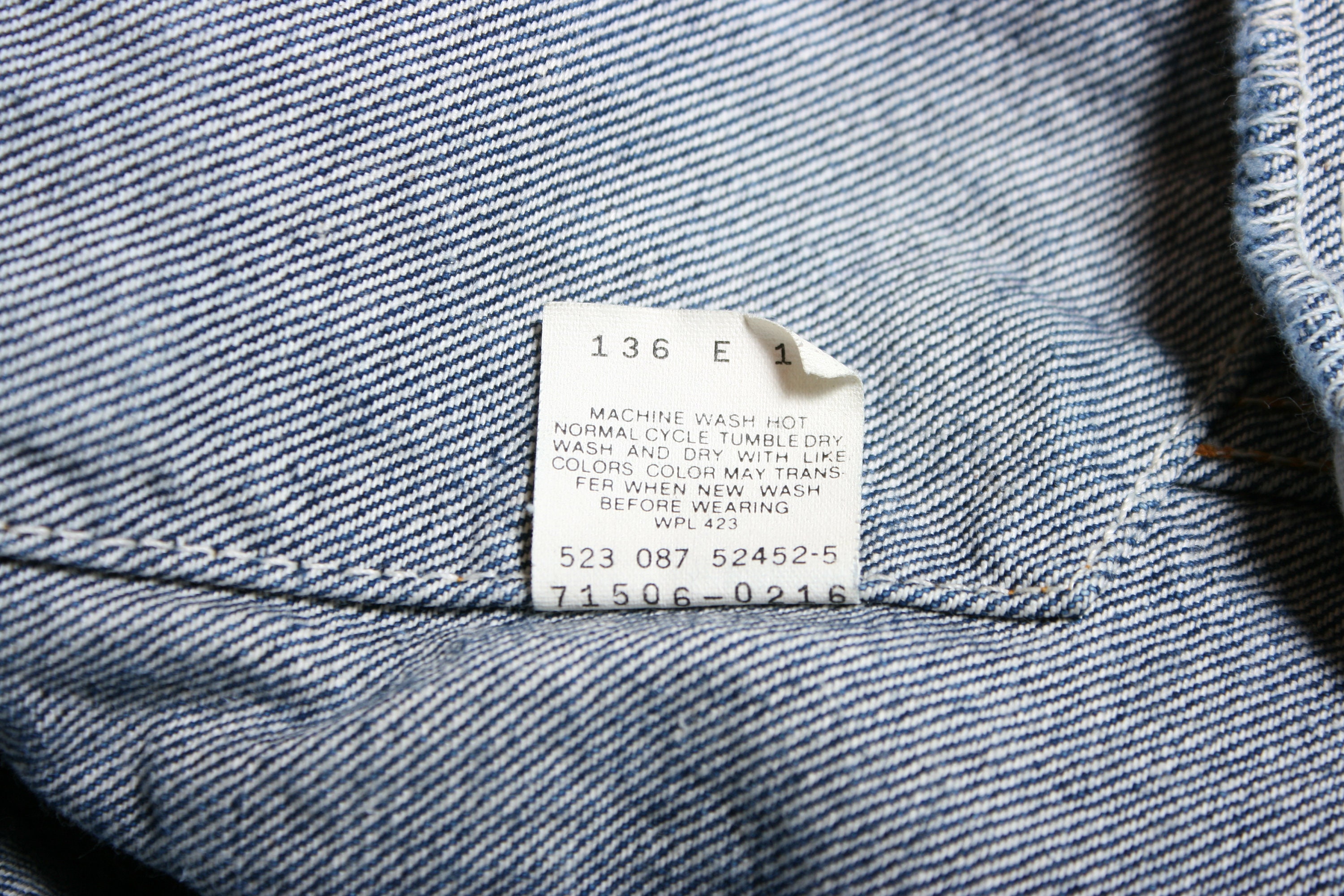 Sz. 50L | Vintage LEVI'S Model 71506-0216 Blue Denim Trucker Jean