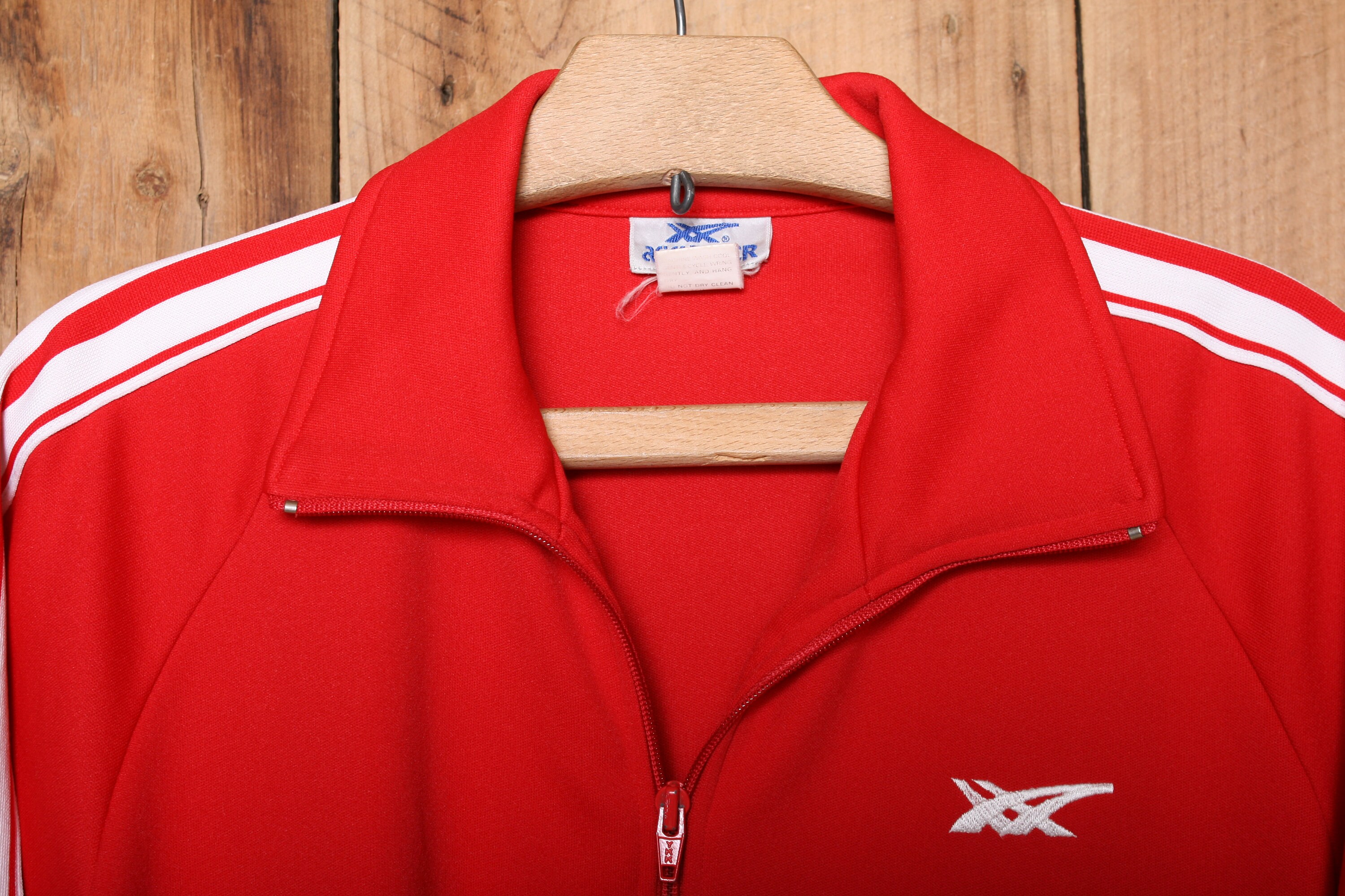 Sz. S | Vintage ASICS TIGER Red & White Striped Arm Triple Sz. S | Vintage ASICS TIGER Red & White Striped Arm Triple