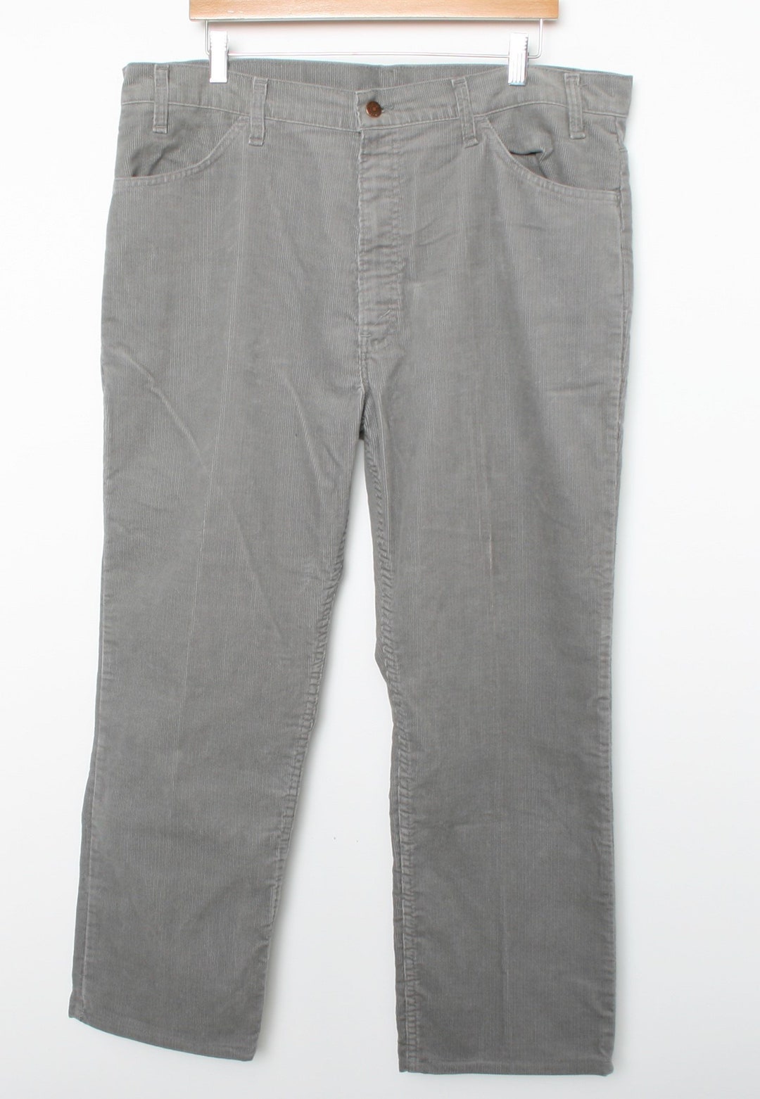 Vintage 1988 Levi's 519-1558 Black Corduroy Pants White Tab