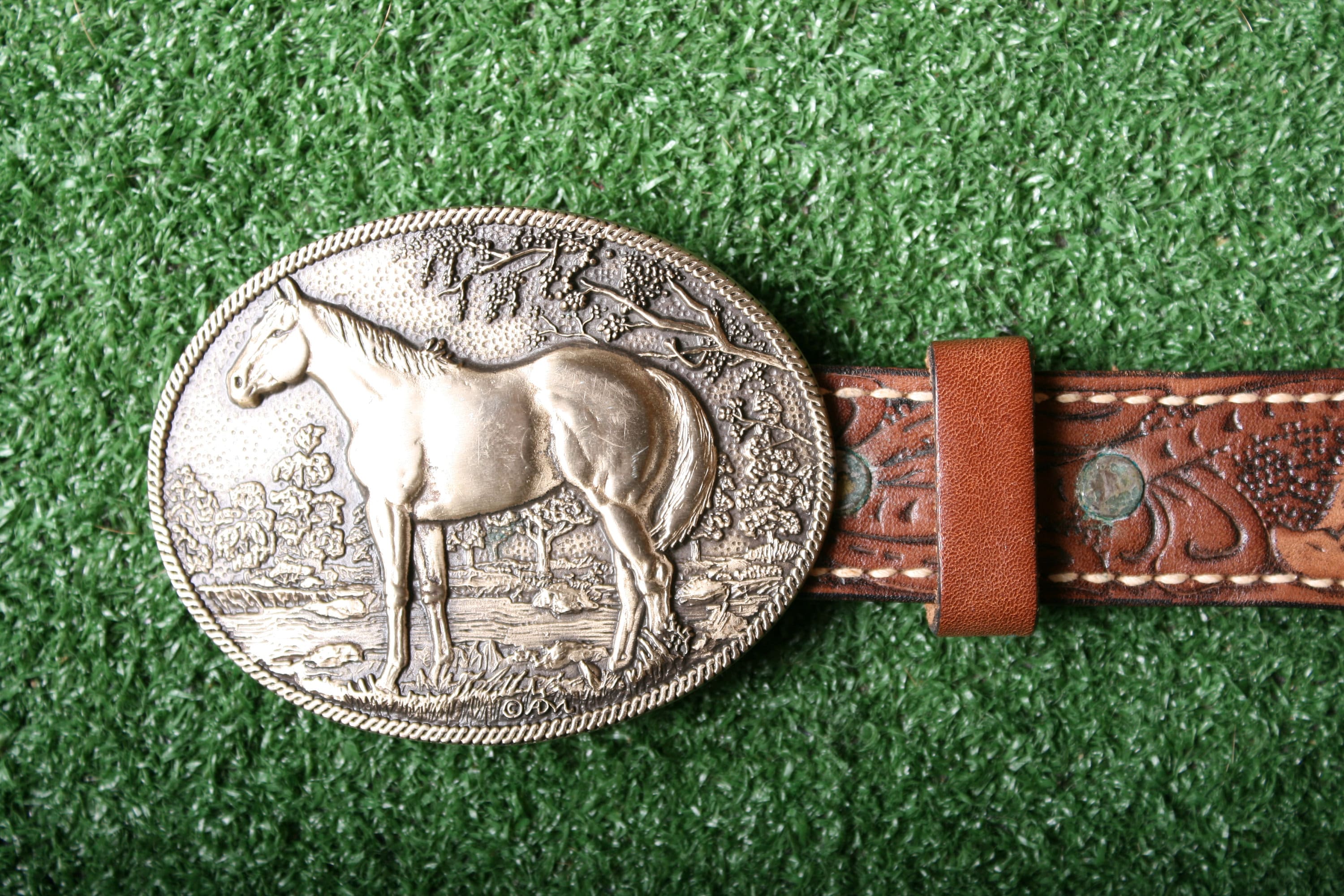Sz. 27-28 | Vintage SHEPLERS Brown Tooled Leather Name  display picture 3