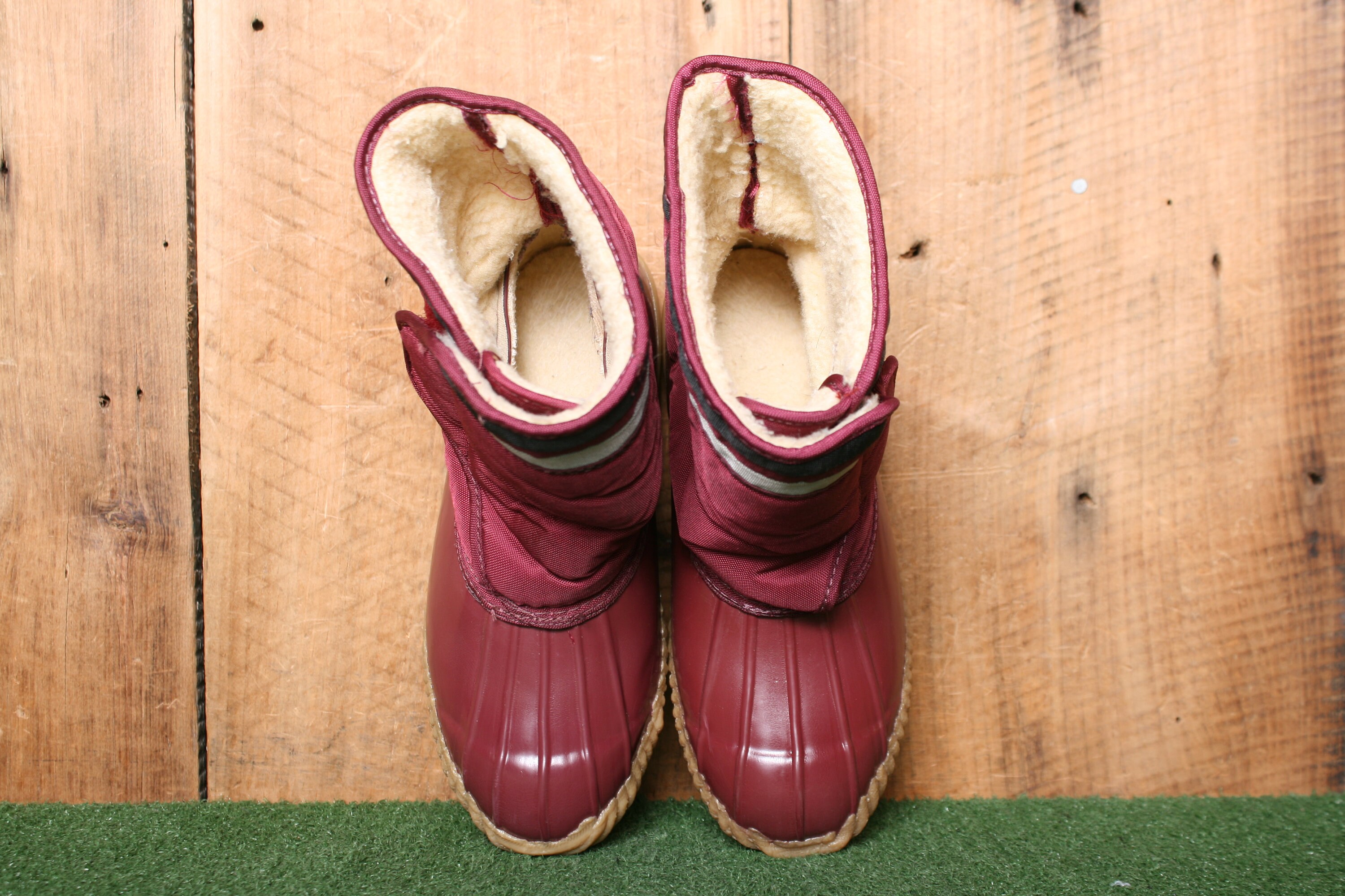 red duck boots for women