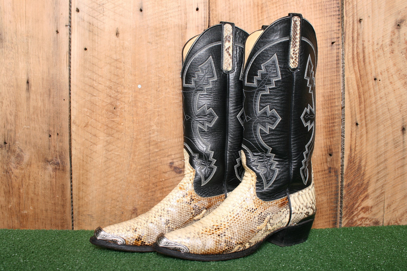 anderson bean rattlesnake boots
