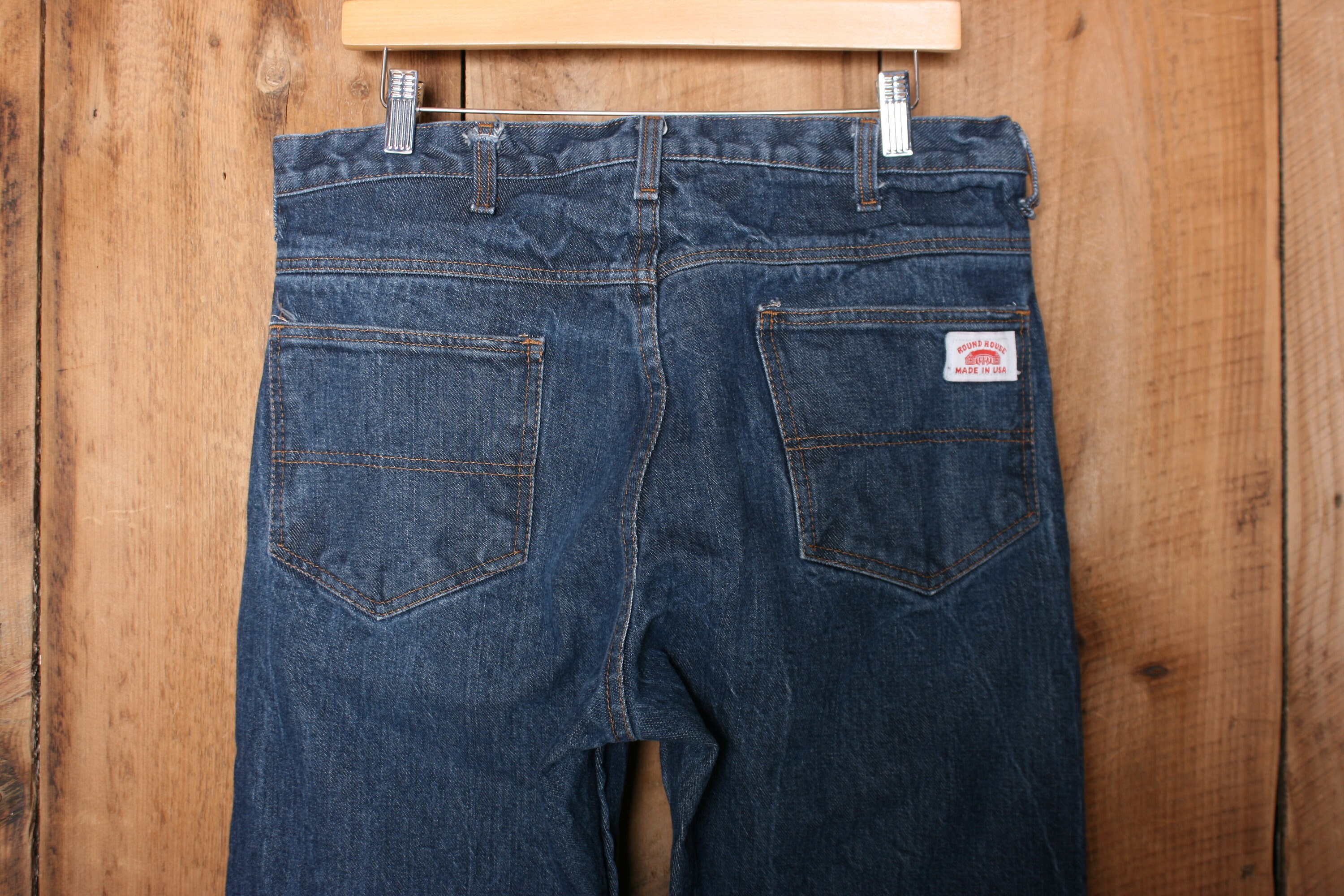 Sz. 36x32 (fit 34x31) | Vintage ROUND HOUSE Straight Leg